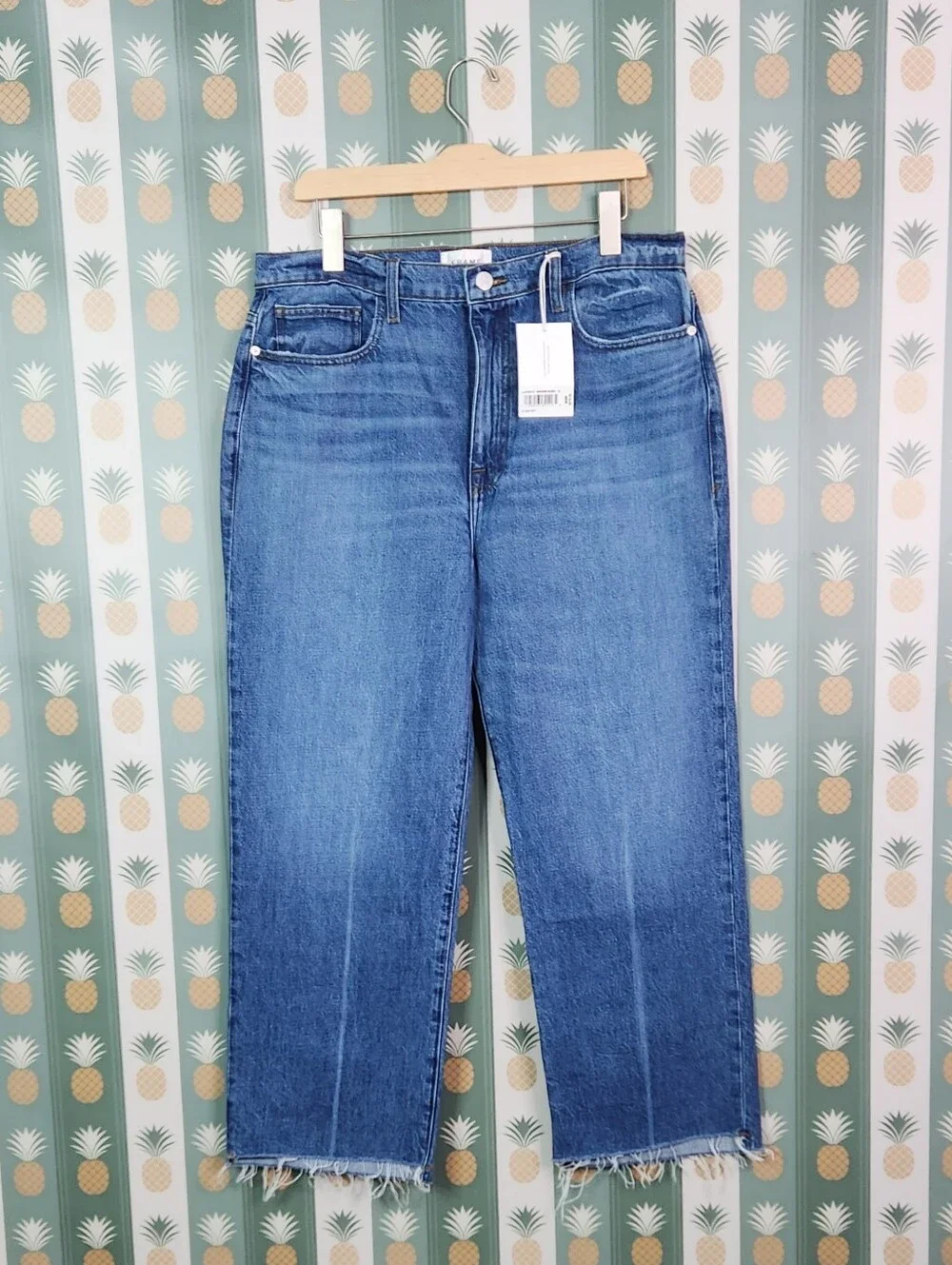 Frame Le Jane Crop in Mariner Blue - Picture 2 of 7